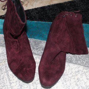 Indigo Rd Burgundy Booties Size 8 1/2 M